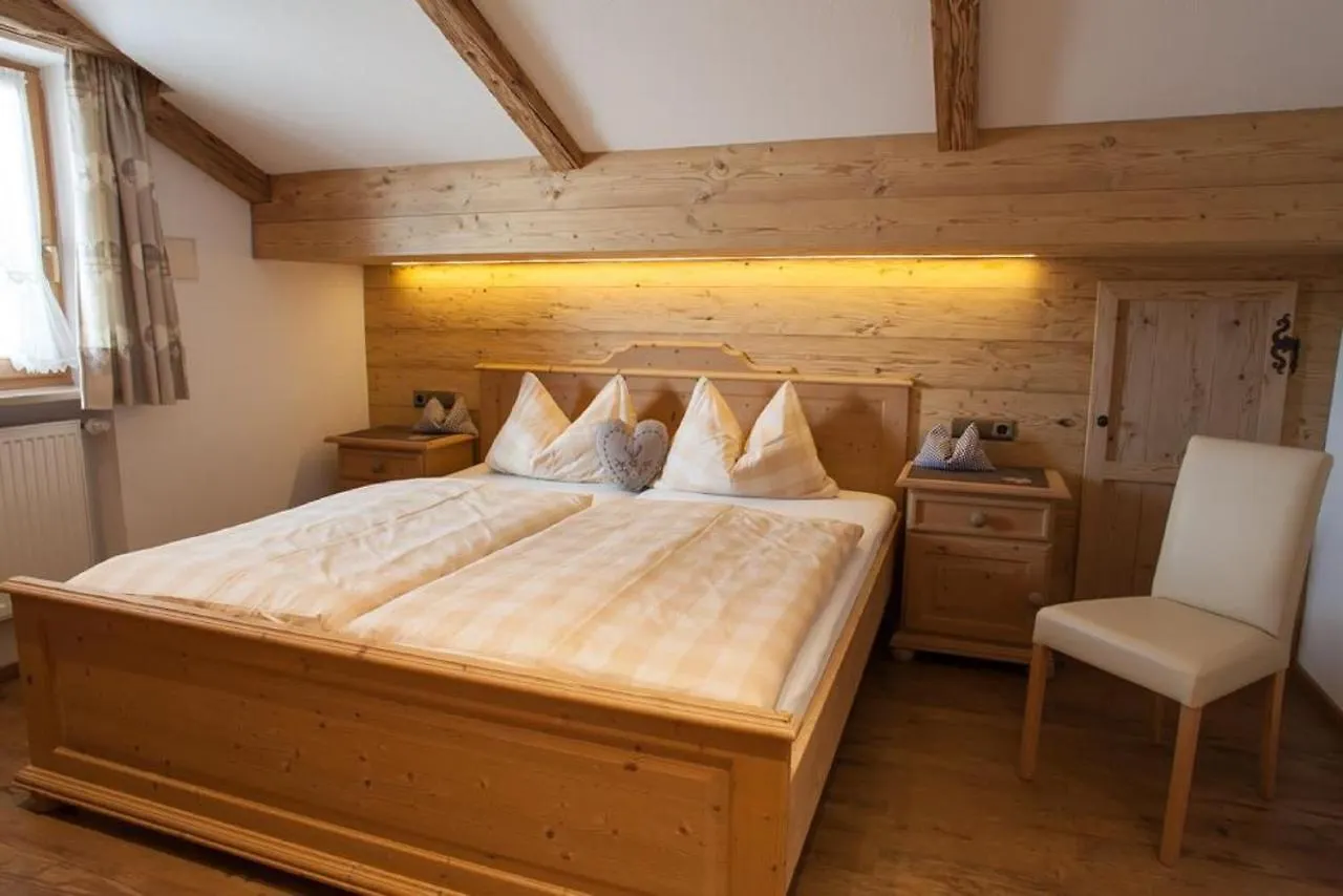 Apartment Gaestehaus Haller Krun Germany