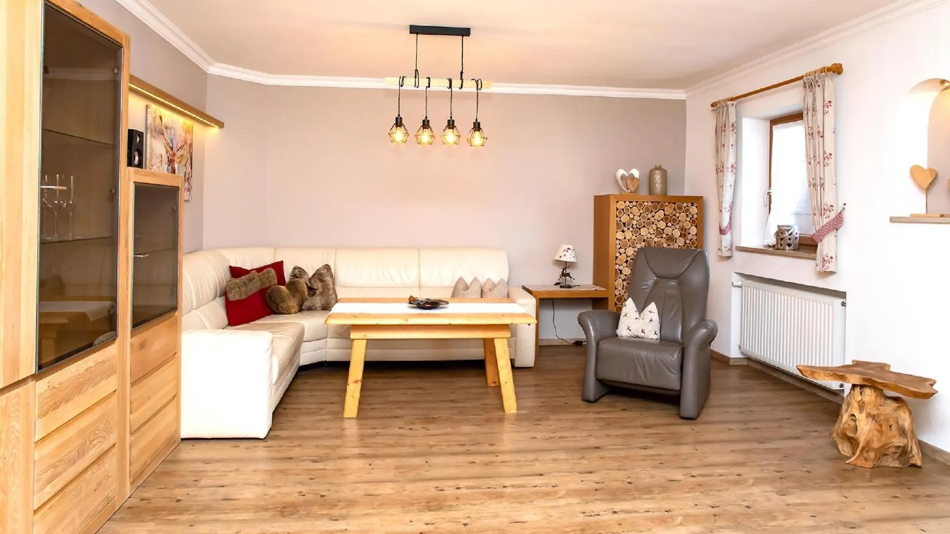 Apartment Gaestehaus Haller Krun Germany